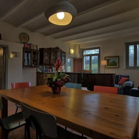 Haus Der Musik 270m Veranda, Garten Und Pool Holiday home Ostra