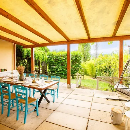Holiday home Haus Der Musik 270m Veranda, Garten Und Pool